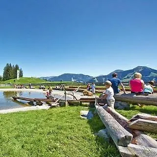 Sunnberg Oda ve Kahvaltı 4*